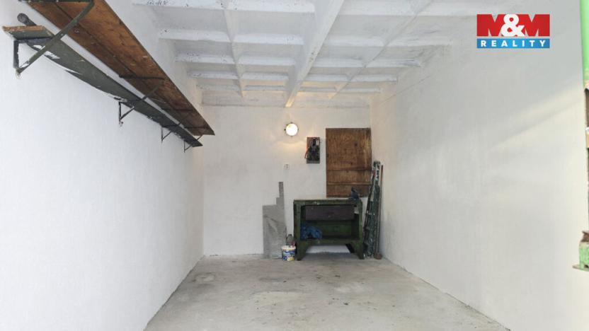 Prodej garáže, Slaný, 18 m2