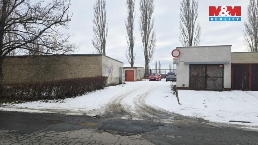 Prodej garáže, Slaný, 18 m2