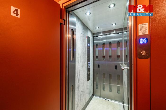 Prodej bytu 1+1, Mariánské Lázně, Družstevní, 35 m2