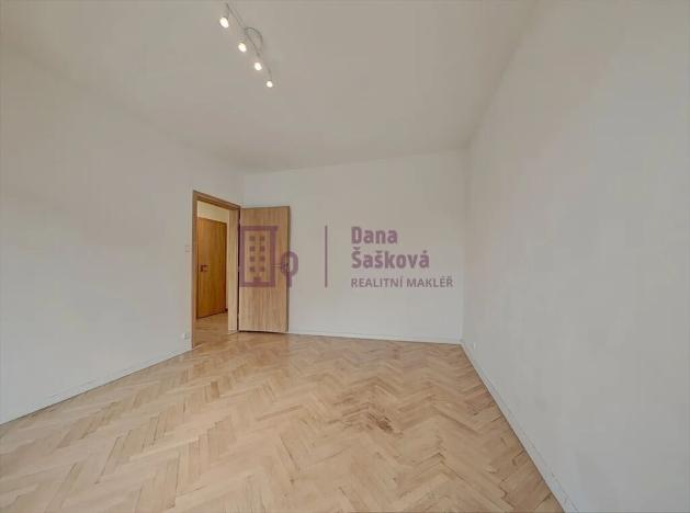 Pronájem bytu 2+1, Jindřichův Hradec, sídliště U Nádraží, 50 m2