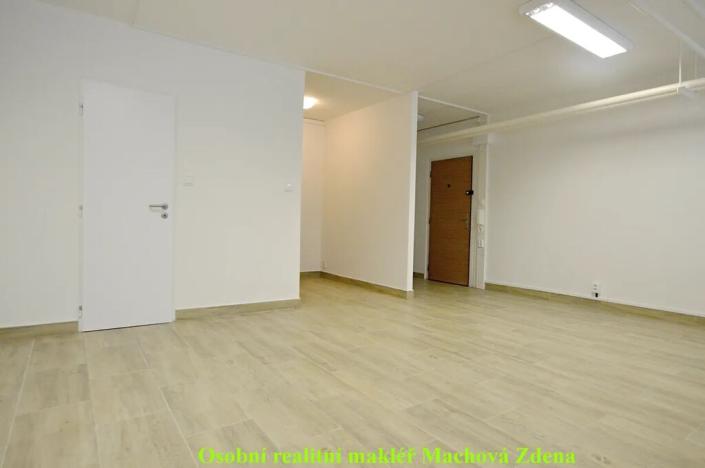 Pronájem bytu 1+kk, Praha - Stodůlky, Chalabalova, 36 m2
