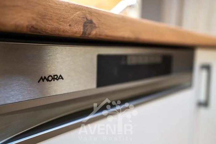 Pronájem bytu 3+1, Zlín, Benešovo nábřeží, 72 m2