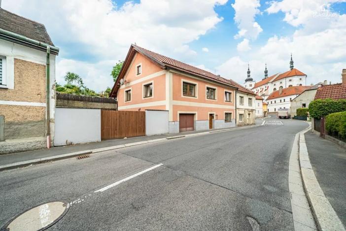 Prodej rodinného domu, Březnice, Počapská, 294 m2