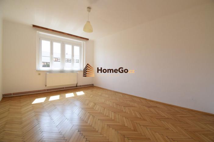 Pronájem bytu 2+1, Praha - Nusle, U gymnázia, 65 m2