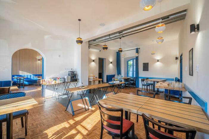 Pronájem restaurace, Dolní Dunajovice, Rudé armády, 500 m2