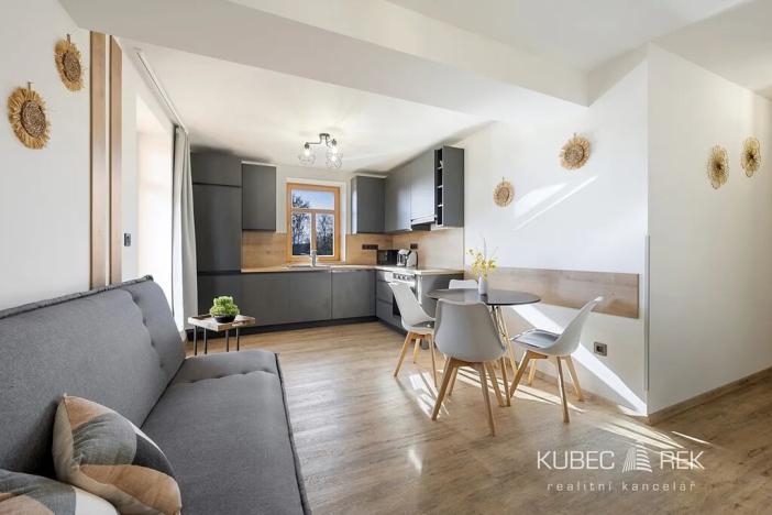 Prodej bytu 3+kk, Horní Planá, 51 m2