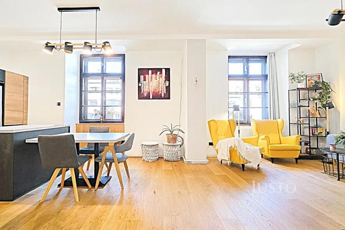 Prodej bytu 4+kk, Písek, Velké náměstí, 113 m2