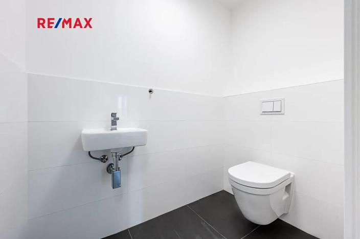 Prodej bytu 3+kk, Horoměřice, Karla IV., 80 m2