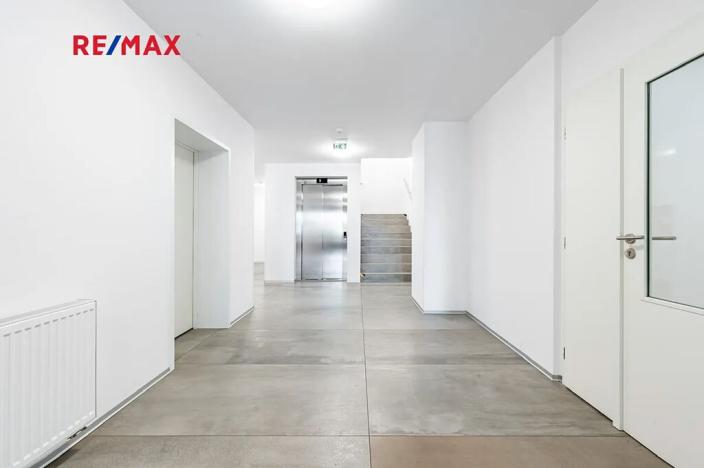 Prodej bytu 3+kk, Horoměřice, Karla IV., 80 m2