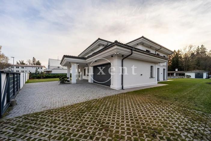 Prodej rodinného domu, Průhonice, Růžová, 590 m2