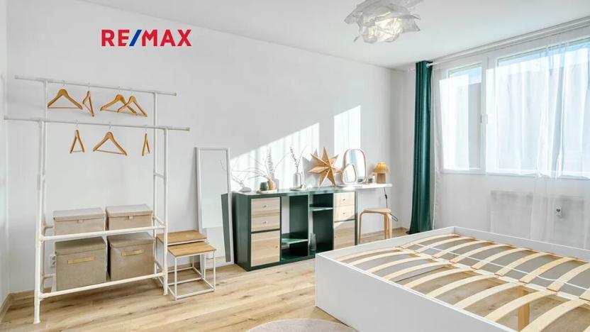 Pronájem bytu 2+1, Stráž pod Ralskem, Jižní, 54 m2