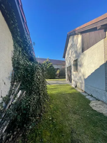 Pronájem rodinného domu, Zvole, 260 m2