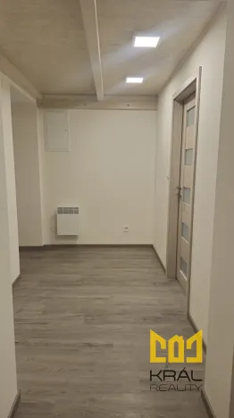 Pronájem bytu 2+kk, Praha - Smíchov, Nádražní, 52 m2