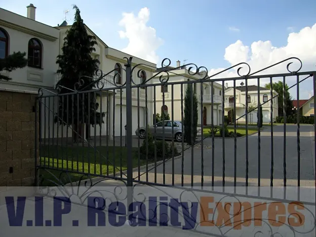 Pronájem vily, Praha, Nebušická, 270 m2