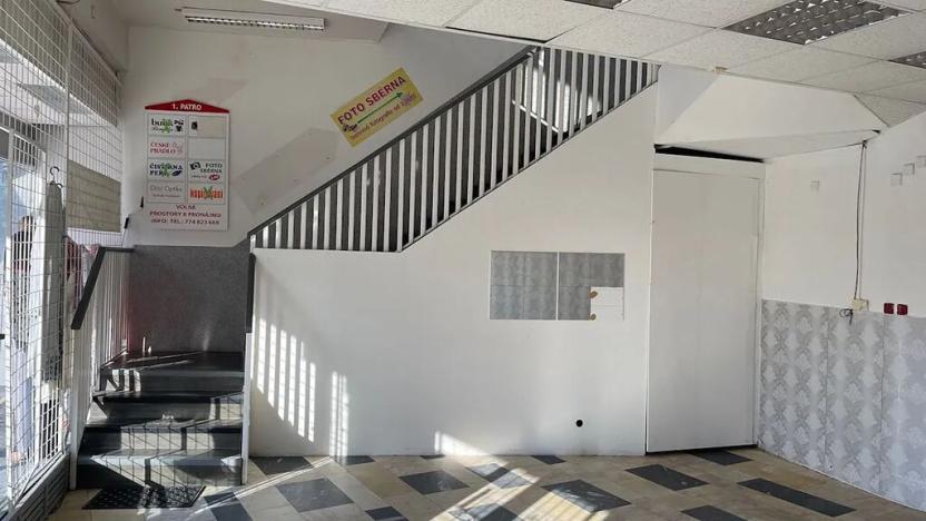 Prodej obchodního prostoru, Karviná, Kosmonautů, 460 m2