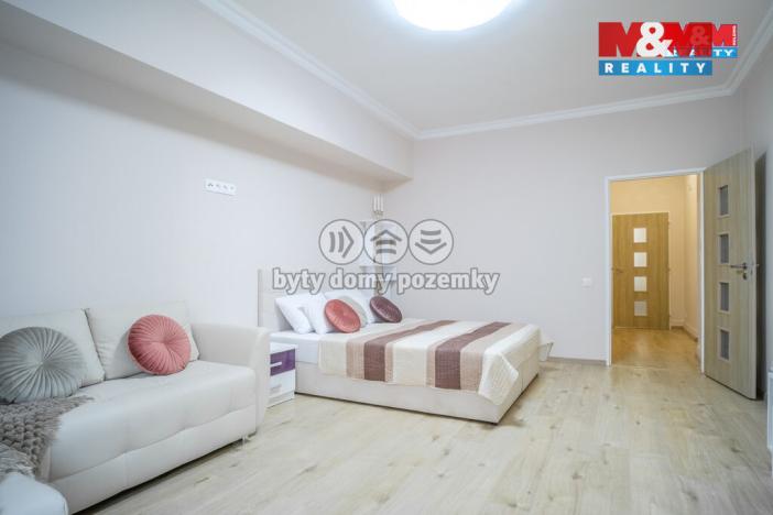 Pronájem bytu 1+1, Karlovy Vary, Jateční, 40 m2