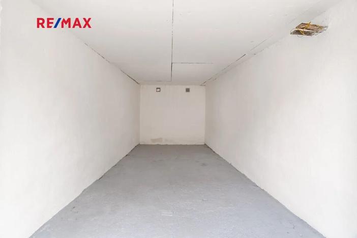 Prodej garáže, Praha - Břevnov, 18 m2