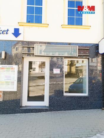 Pronájem obchodního prostoru, Tišnov, nám. Komenského, 21 m2