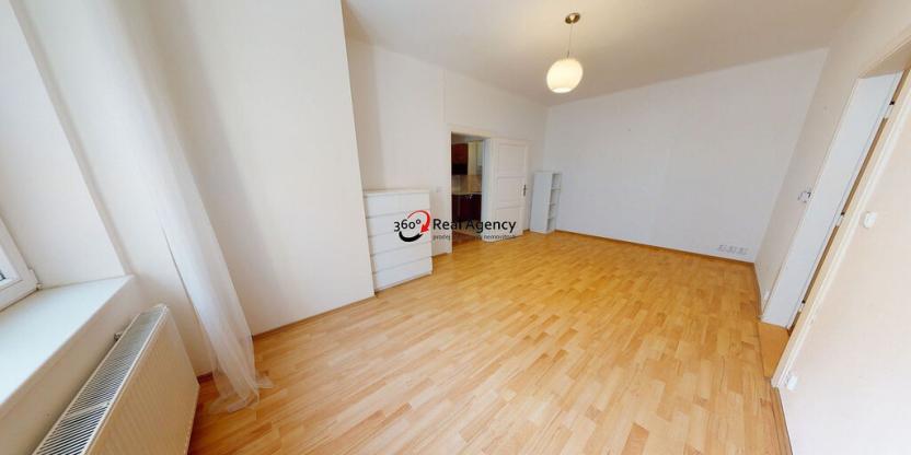 Pronájem bytu 2+1, Praha - Vršovice, Tolstého, 56 m2