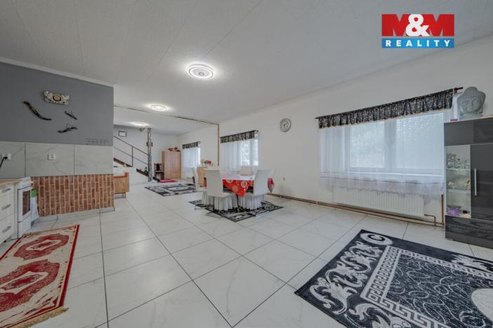 Prodej rodinného domu, Branky, 470 m2