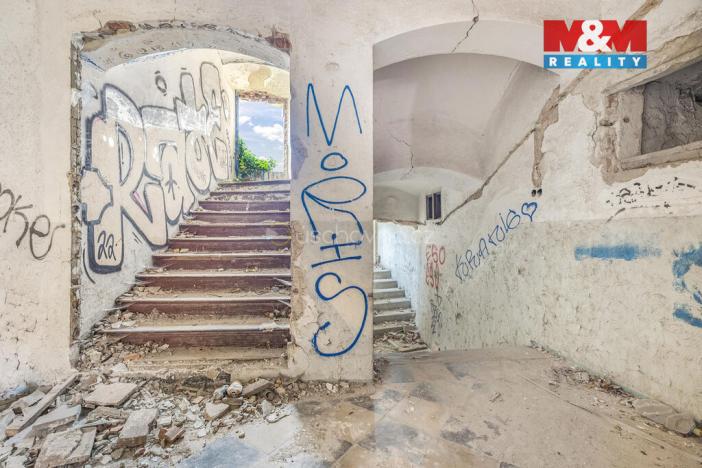 Prodej historického objektu, Zvoleněves, 5000 m2