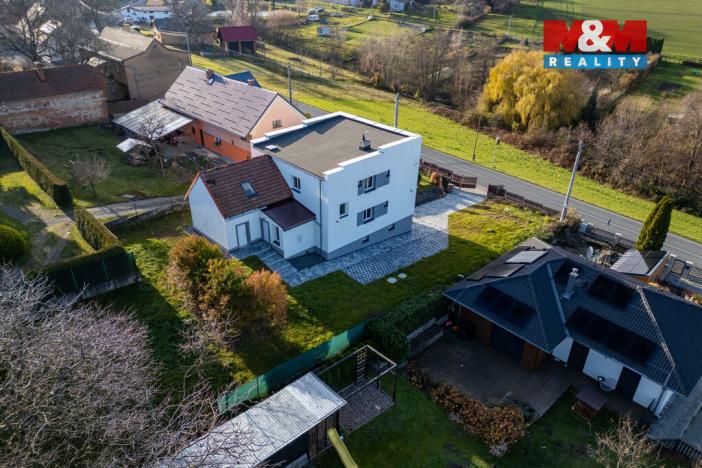 Prodej rodinného domu, Hrabyně, 188 m2