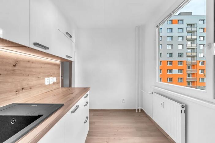 Pronájem bytu 1+1, Trutnov, Fialková, 34 m2