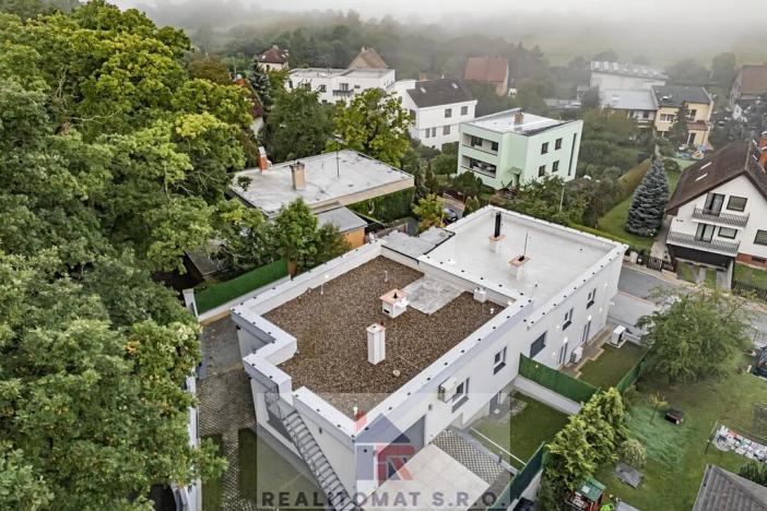 Prodej rodinného domu, Praha - Komořany, Pod lesem, 175 m2