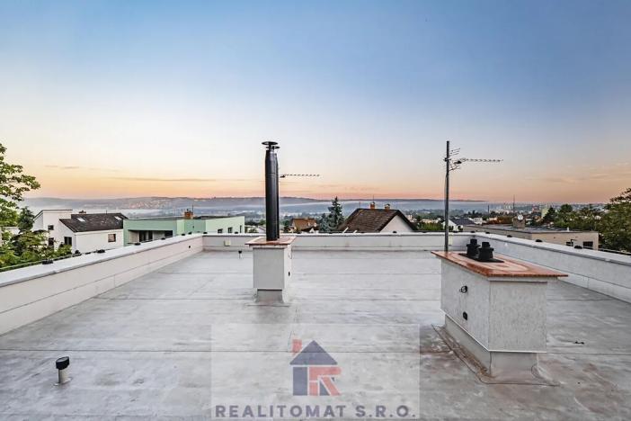 Prodej rodinného domu, Praha - Komořany, Pod lesem, 175 m2