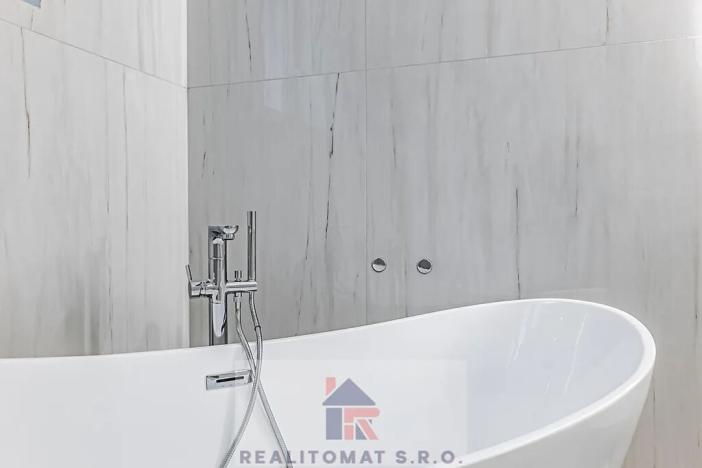 Prodej rodinného domu, Praha - Komořany, Pod lesem, 175 m2