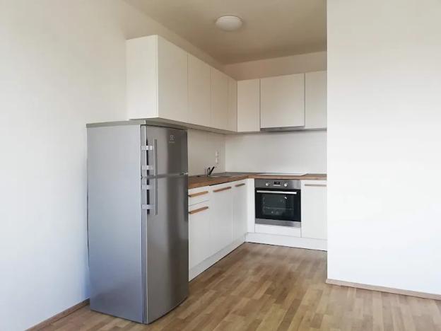 Pronájem bytu 1+kk, Praha - Holešovice, Malá Plynární, 33 m2