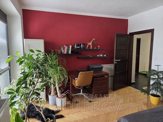 Prodej rodinného domu, Hrabyně, 180 m2