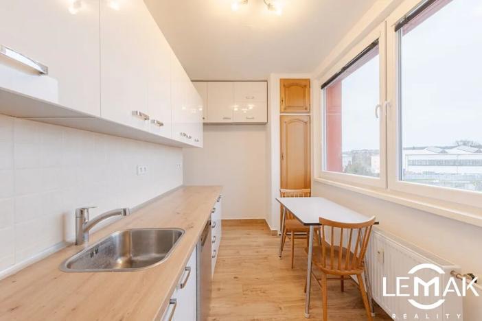 Prodej bytu 3+1, Velká Bystřice, Nádražní I, 68 m2