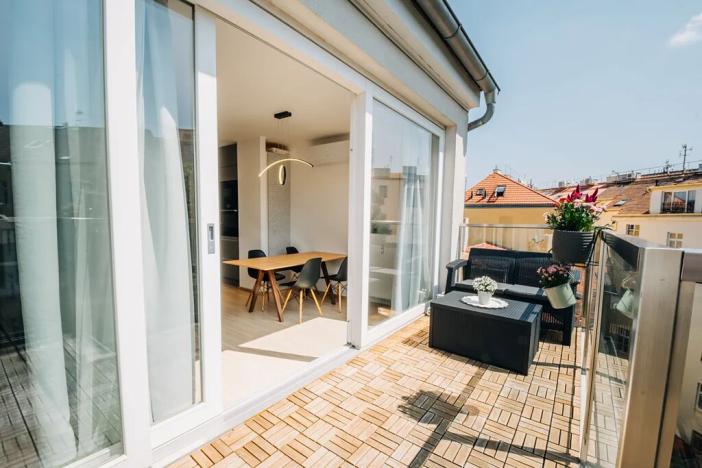 Prodej bytu 2+kk, Praha, Bořivojova, 101 m2