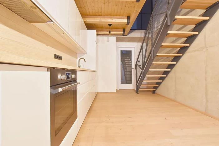 Pronájem bytu 3+kk, Praha - Vysočany, Kolbenova, 72 m2