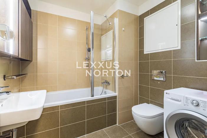 Prodej bytu 2+kk, Praha - Modřany, K Vystrkovu, 65 m2