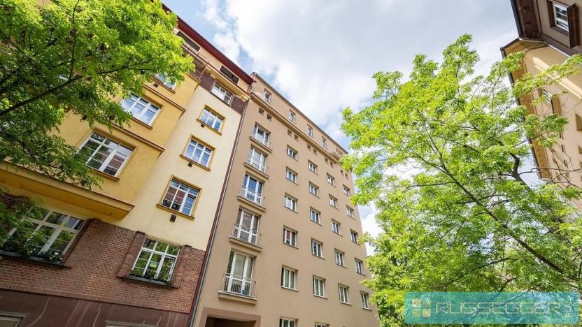 Pronájem bytu 1+1, Brno, Čápkova, 58 m2