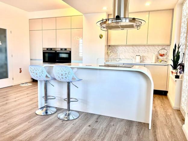 Pronájem bytu 4+kk, Praha - Strašnice, Zvěřinova, 109 m2