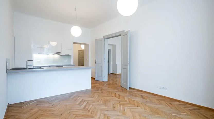 Pronájem bytu 4+kk, Praha, Křižíkova, 111 m2