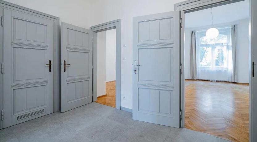 Pronájem bytu 4+kk, Praha, Křižíkova, 111 m2