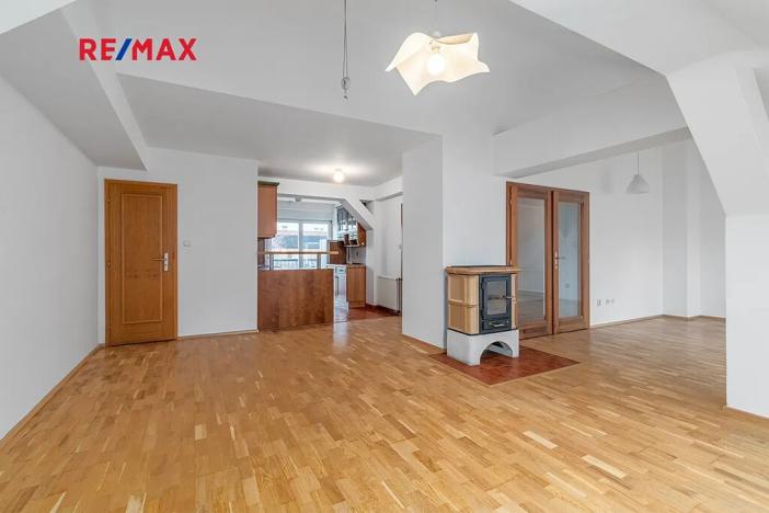 Pronájem bytu 3+kk, Plzeň, Uhelná, 120 m2