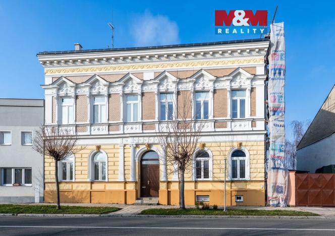 Prodej bytu 2+1, Holešov, nám. Svobody, 60 m2