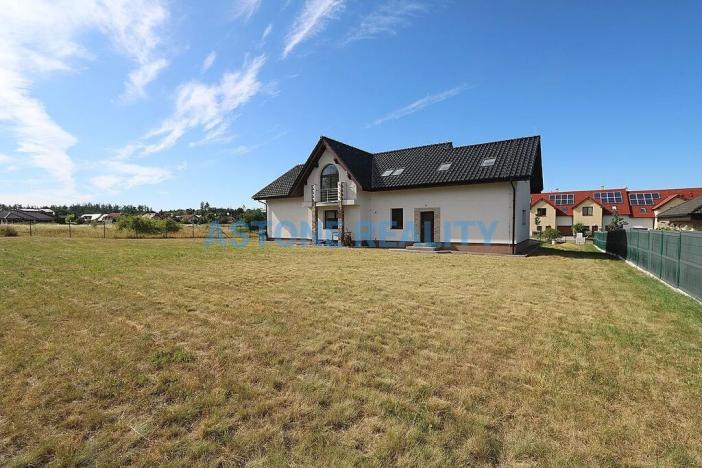 Prodej rodinného domu, Trnová, 318 m2