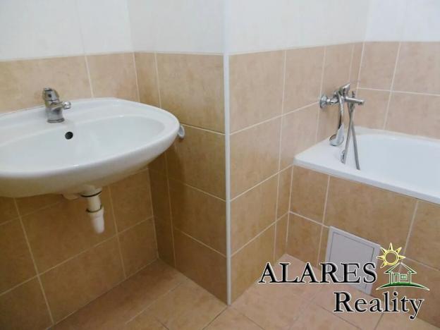 Pronájem bytu 1+kk, Praha - Smíchov, Křížová, 28 m2