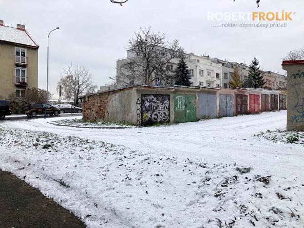 Prodej garáže, Praha - Bubeneč, Ve struhách, 15 m2