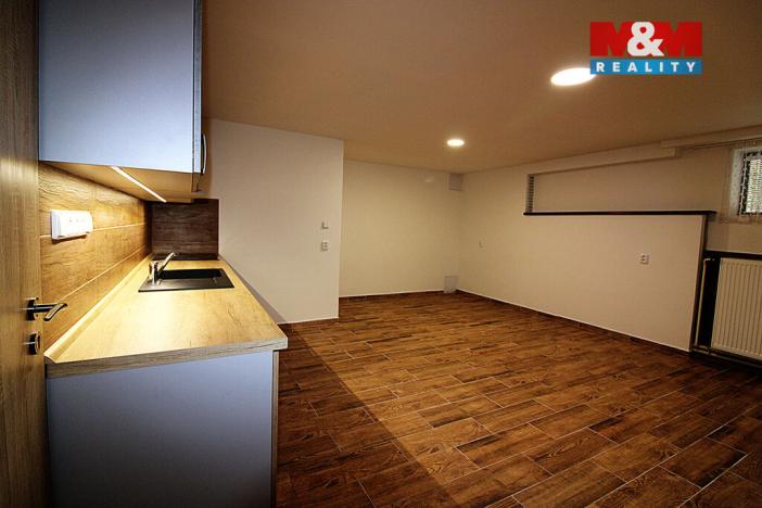 Pronájem bytu 1+kk, Kutná Hora - Hlouška, Trebišovská, 37 m2