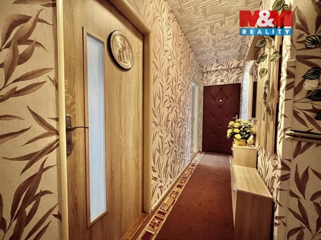 Prodej bytu 3+1, Uhlířské Janovice, 1. máje, 70 m2