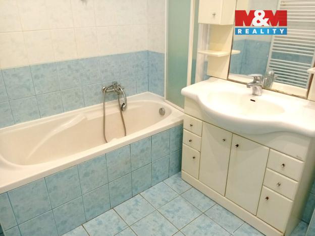 Pronájem bytu 1+1, Dvůr Králové nad Labem, Slovany, 40 m2