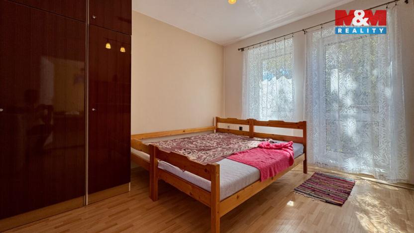 Prodej bytu 3+1, Dubňany, Nám. 15.dubna, 62 m2