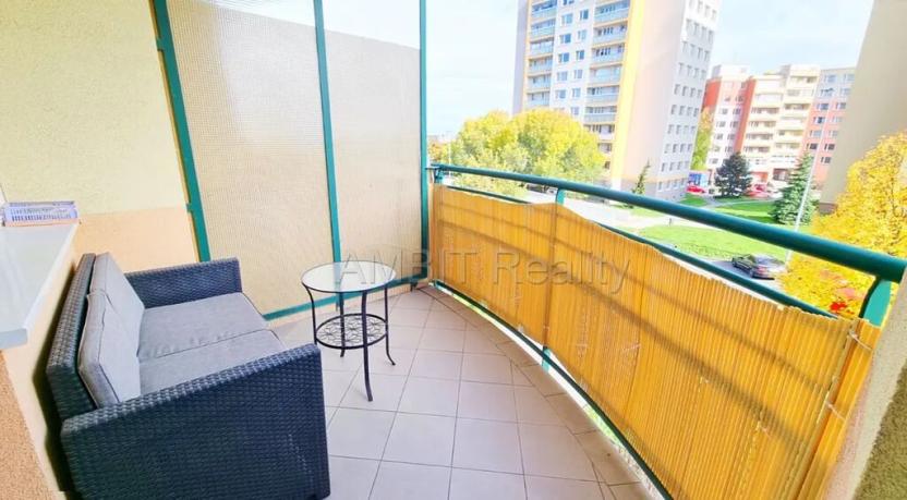 Pronájem bytu 2+kk, Praha - Hlubočepy, Voskovcova, 42 m2